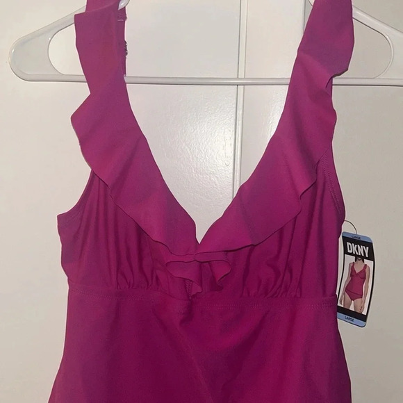 NWT DKNY swim suit top size large - Picture 3 of 8